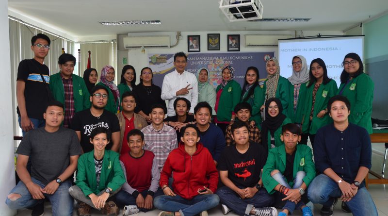 Read more about the article HIMAKOM Ajak Mahasiswa Berpikir Out of The Box